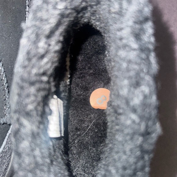 UGG Venture Daze Ultra Mini Black Boots Mens 8 Women’s 9 BNWT - Picture 5 of 6